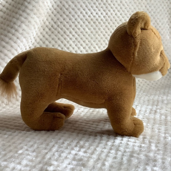 Unbranded Plush Lioness Lion Stuffed Animal Toy Vintage? - Picture 6 of 10